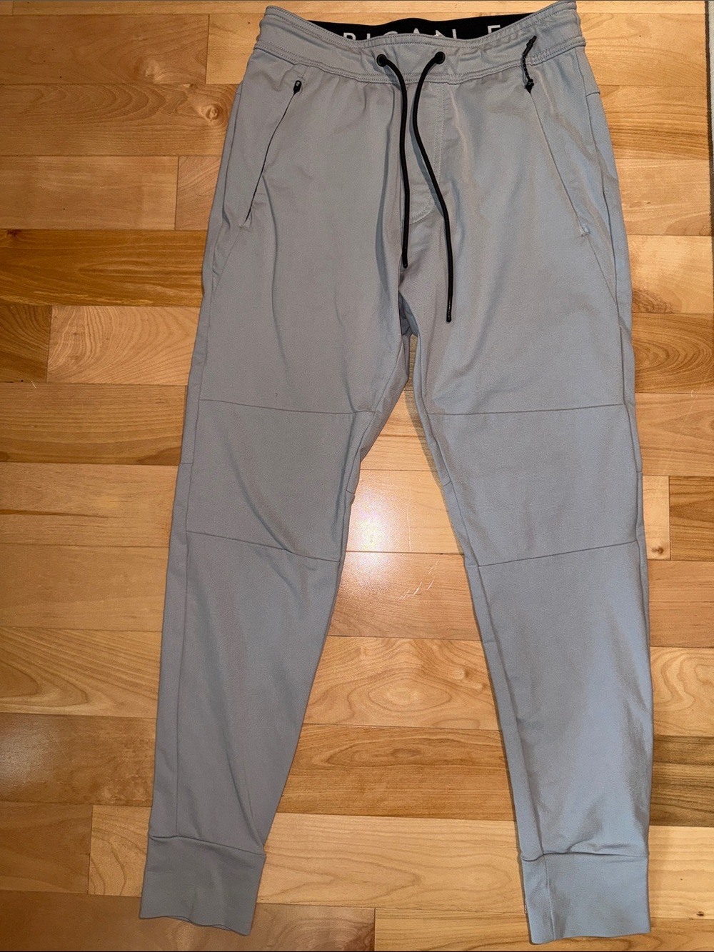 American Eagle Outfitters Light Gray Athletic Joggers NWOT never Worn XS